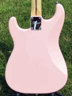 2_squier_stratocaster.jpg