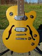 3_epiphone_wildkat_studio_electric_guitar.jpg